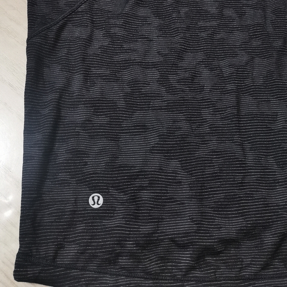 Lululemon Miles Ahead Short Sleeve (Camo) - Picture 9 of 16